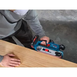   BOSCH Akkus szalagcsiszoló GBS18V-75 (akku és töltő nélkül)